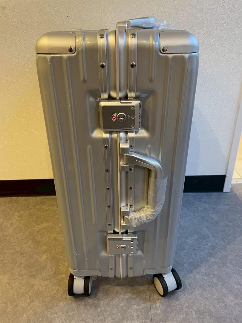 リベティ多機能キャリーケース【エナメルシルバーSサイズ】12