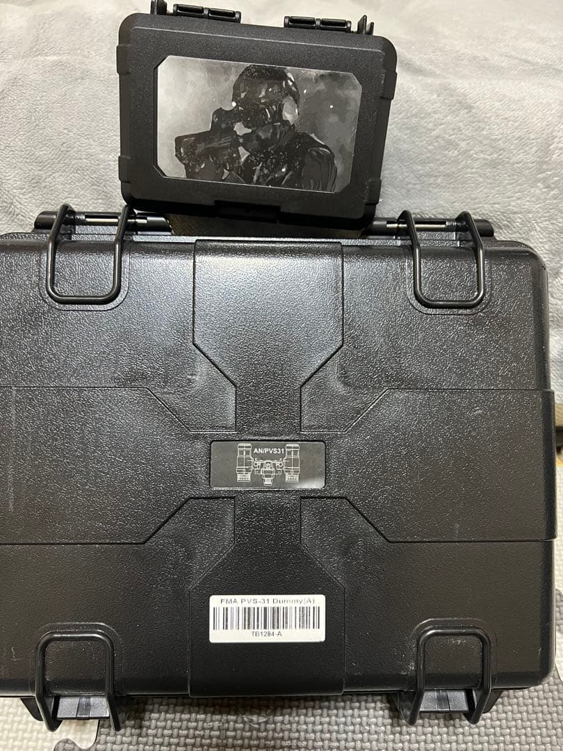 PVS-31 デジタルナイトビジョン 実動 IR 四角画面タイプ