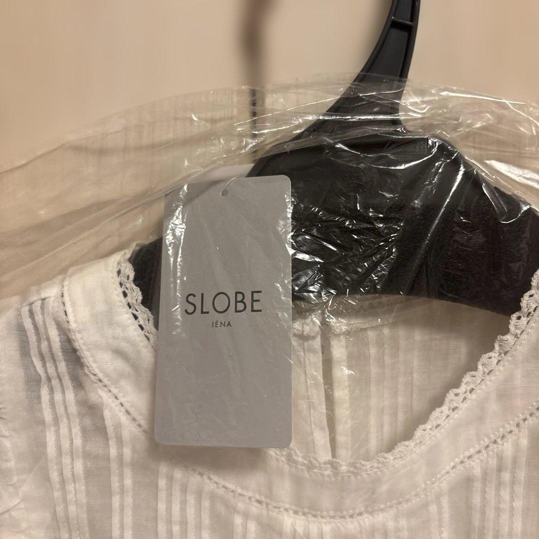 新品タグ付き　スローブイエナ ラミーフリルピンタックブラウス　白　ホワイト