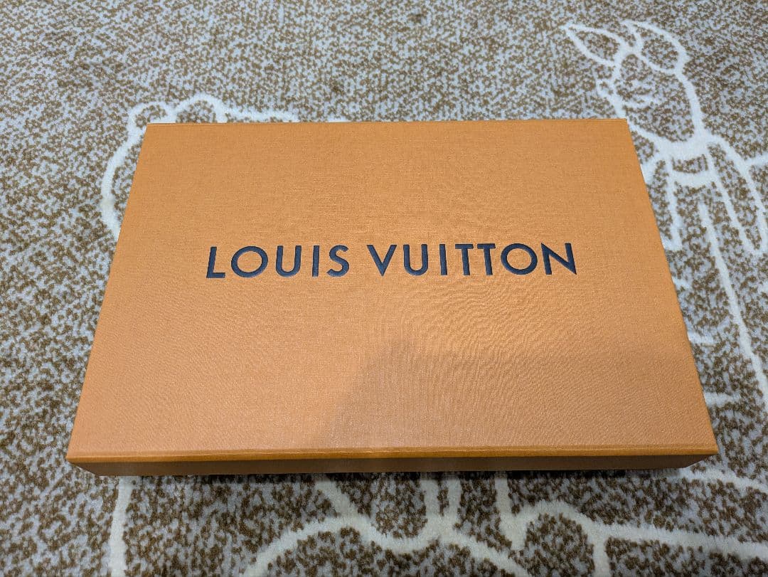 Xmasセールかなり希少Louis Vuitton エシャルプ・ロゴマニアデニム