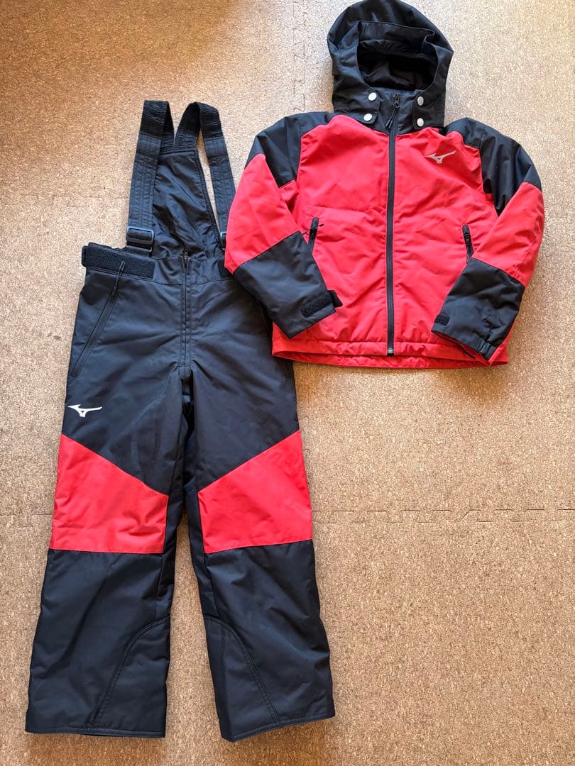 美品Mizuno キッズ スキーウェア 130cmスノーソリッドスーツ