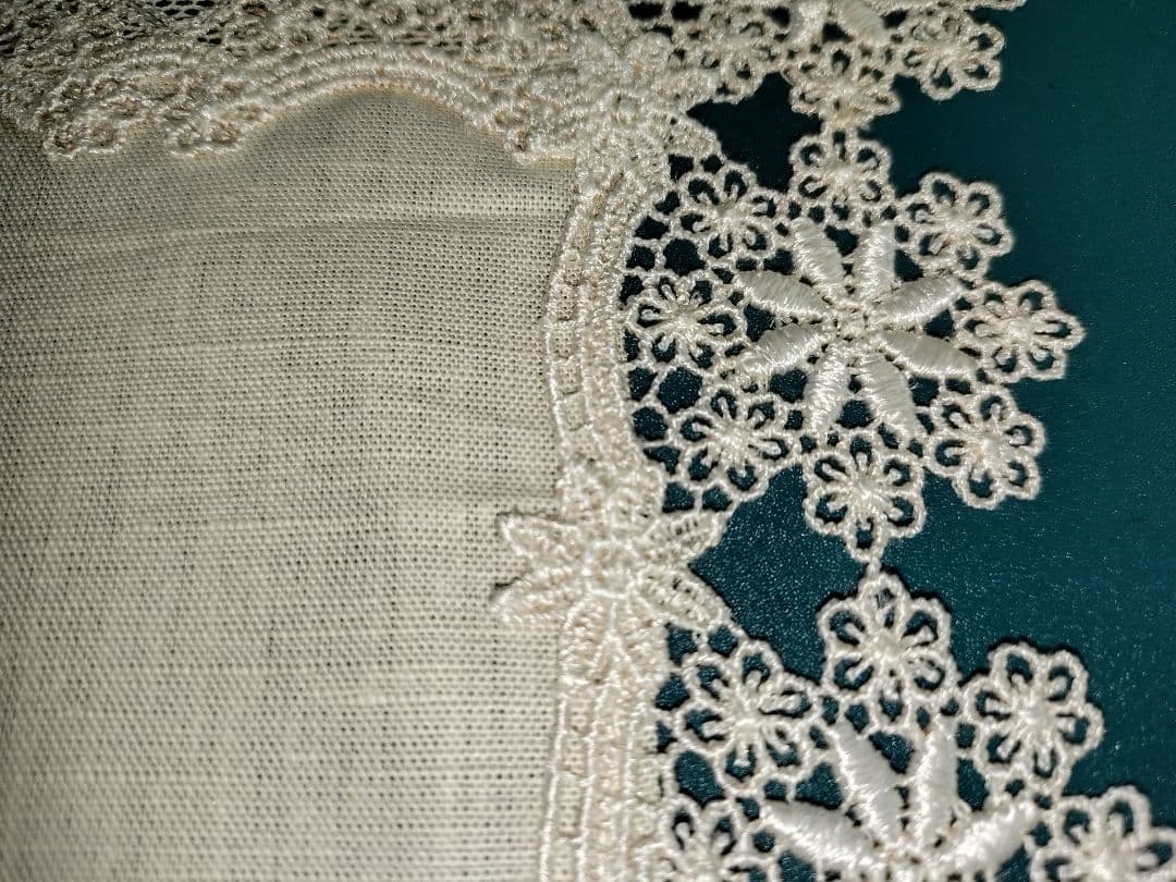 新品未使用、テーブルセンターセルコン、綿麻混、ドイツ製 サイズ違い2枚セット