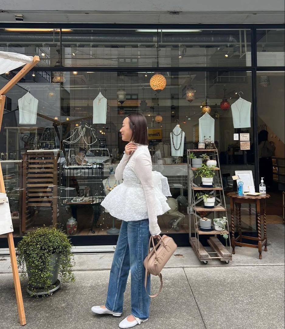 ロージーモンスター　ロージークレイジーオーガンジー フリル トップス ホワイト