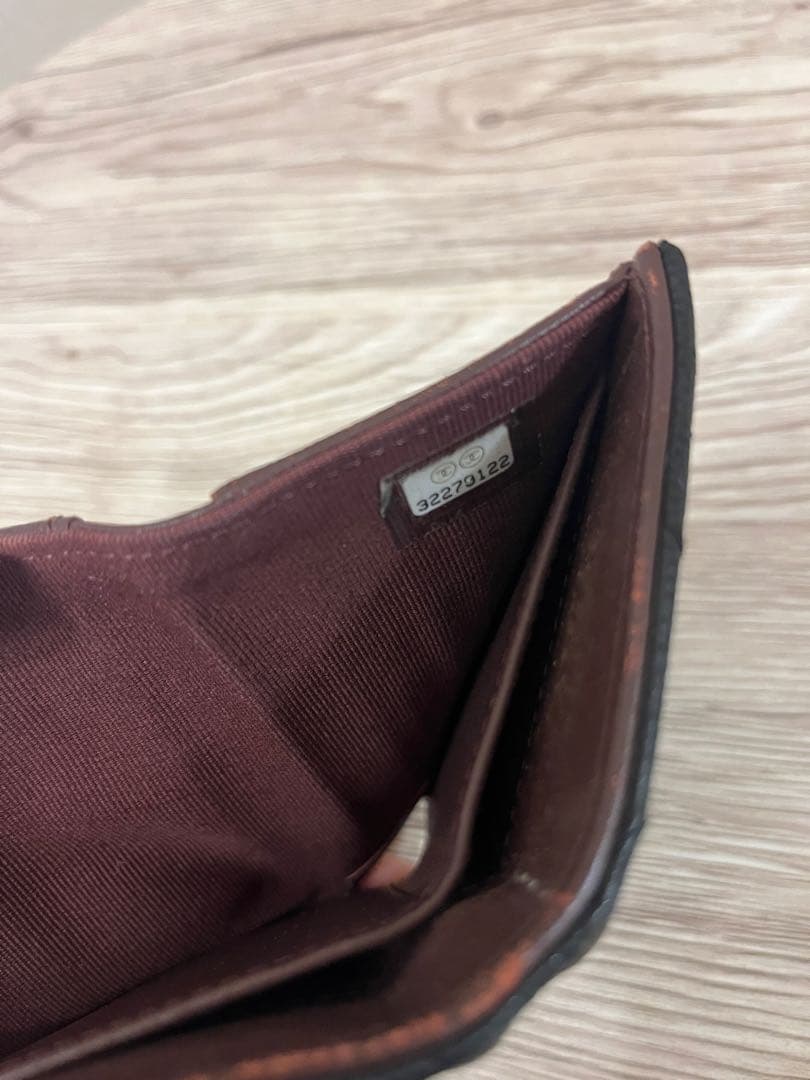 CHANEL シャネル　財布　キャビアスキン