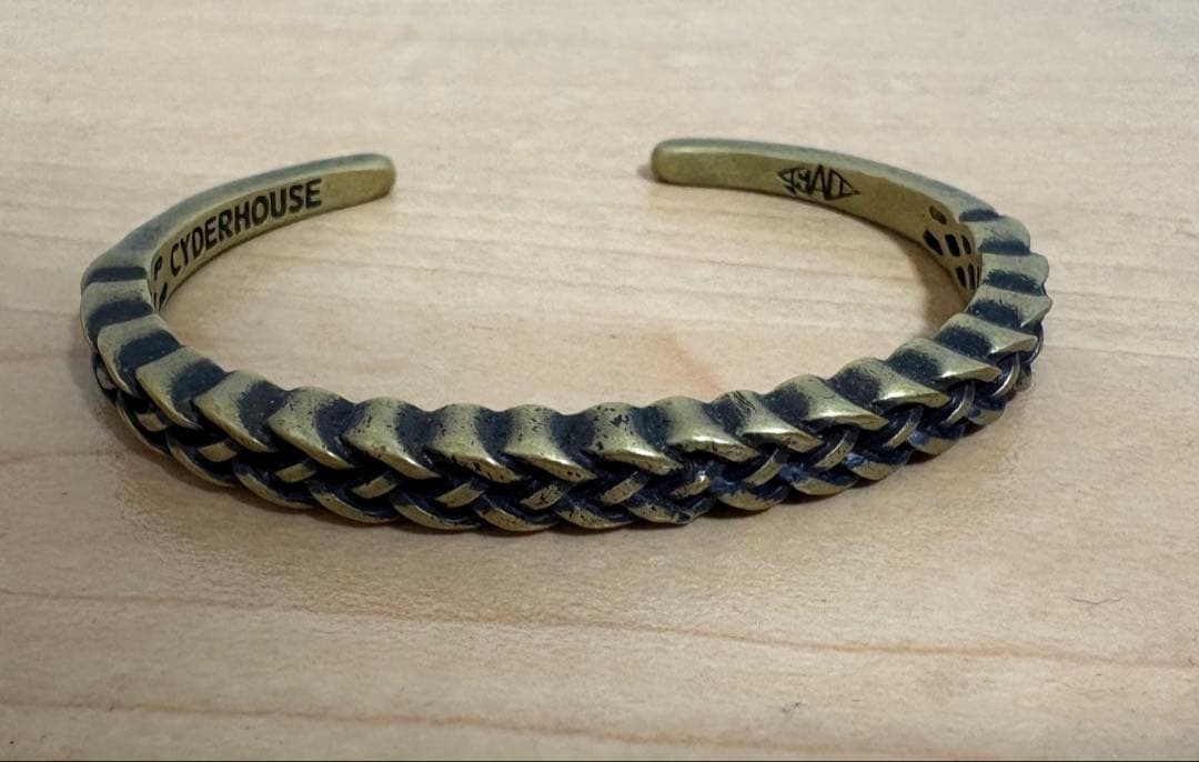 CYDERHOUSE バングル