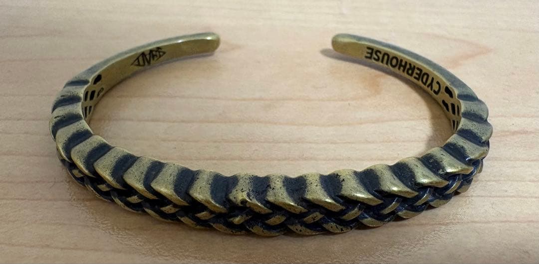 CYDERHOUSE バングル