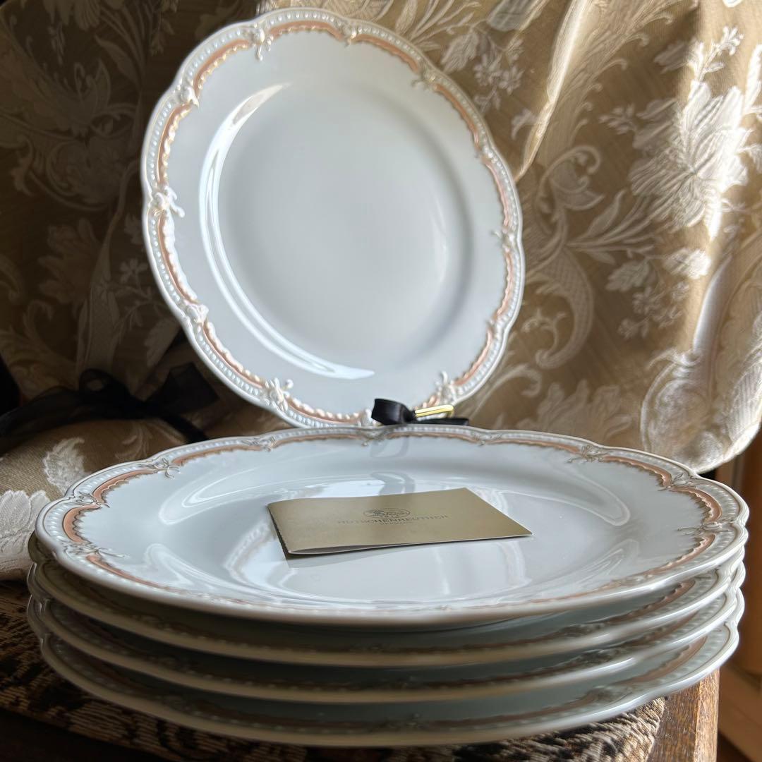 新品ドイツ製 HUTSCHENREUTHER ペールピーチ美しいディナー皿 5枚