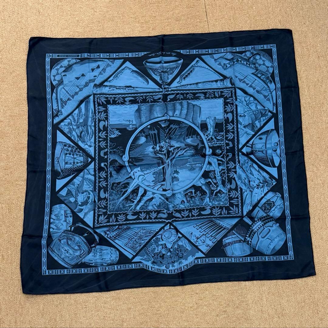【新春sale】Hermès　エルメス　カレ90　スカーフ　ブルー系