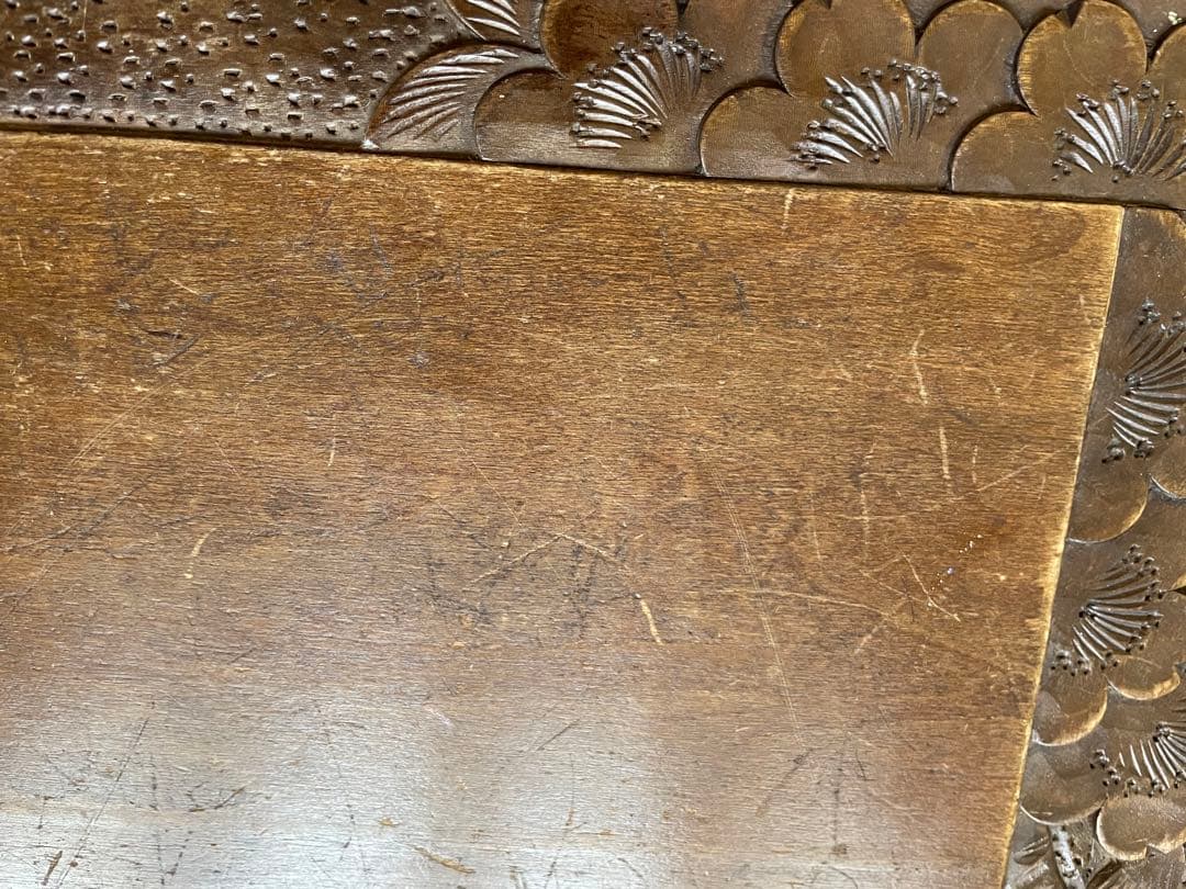 tuttorikogaraさま専用！アンティーク　軽井沢彫　机　座卓