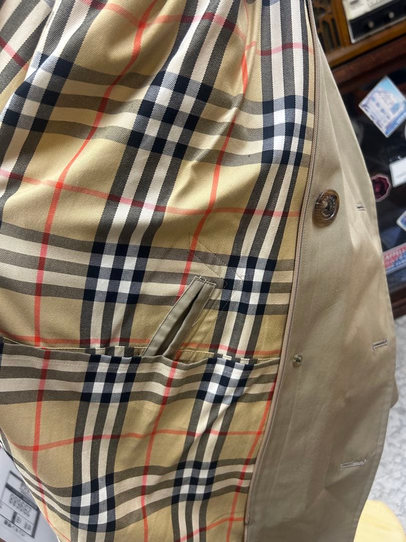 バーバリー　ベージュ トレンチコート ダブルブレスト