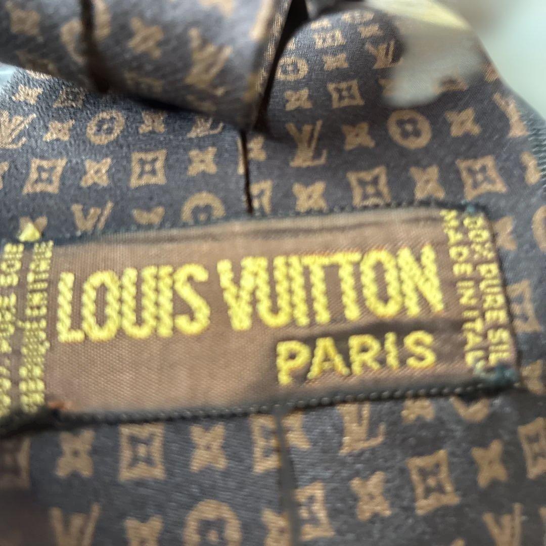 LOUIS VUITTON ブラウンネクタイ