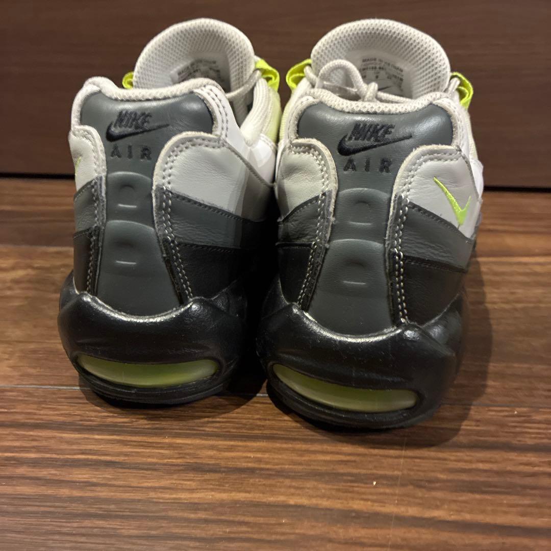 ナイキ バイ ユー エア マックス 95 アンロックド