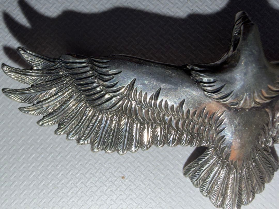 中イーグル　ネックレストップ　シルバー