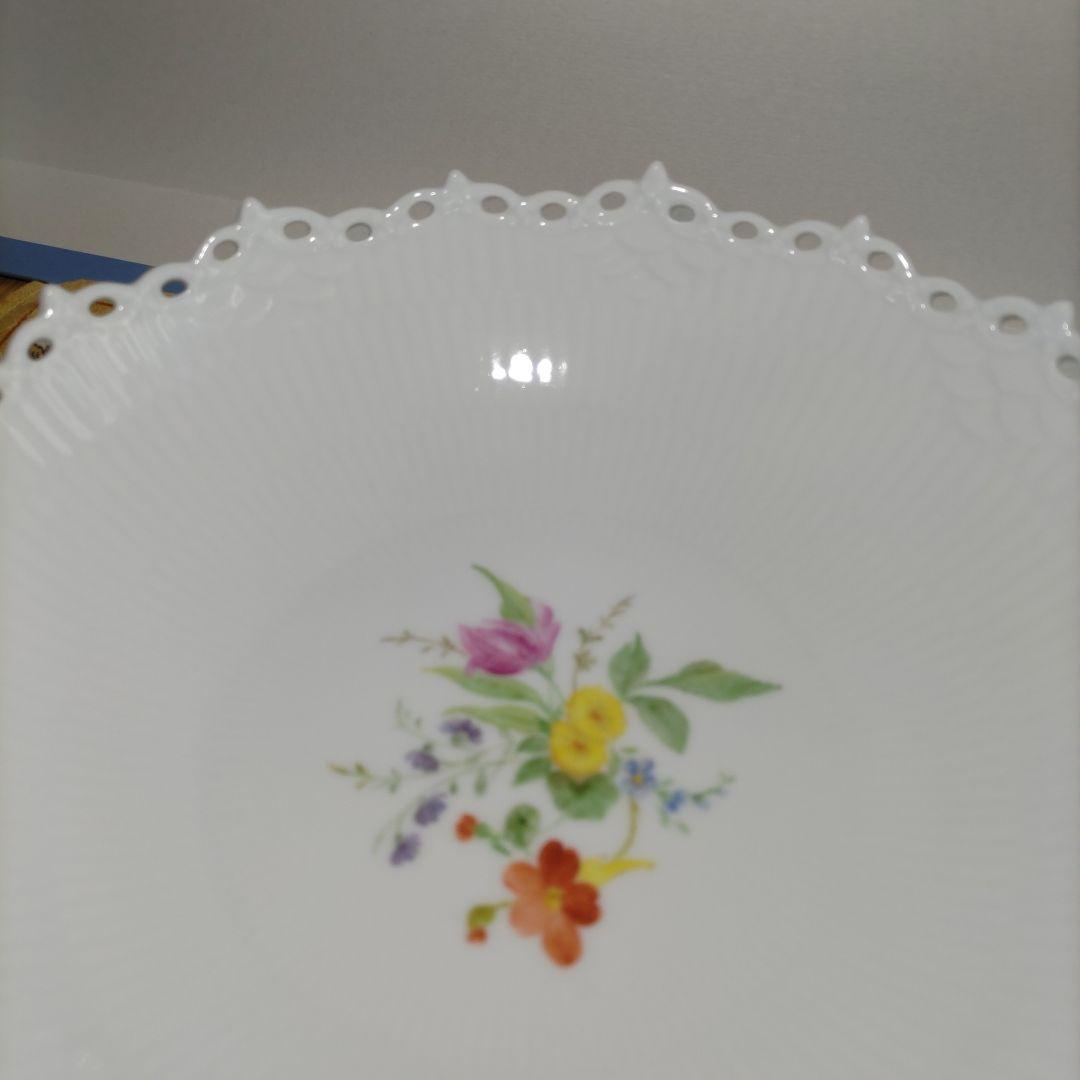 【貴重品】ロイヤルコペンハーゲン　ホワイトフルーテッド　フルレース　ボウル　花柄