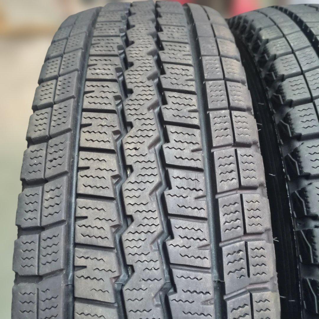 にゃんこ様①専用商品195/80R15LT 107/105L