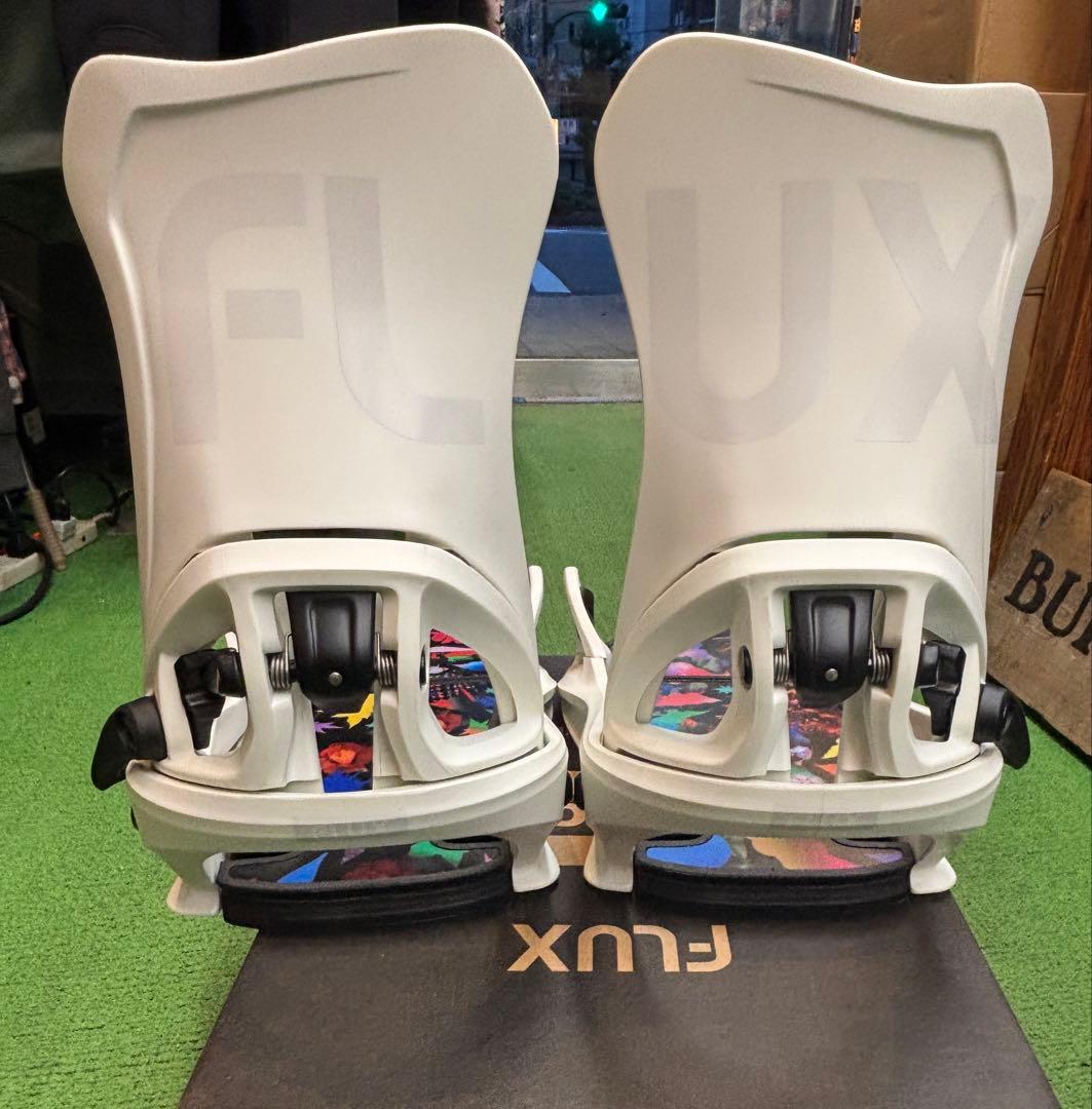 FLUX DS STEPON スノーボードビンディング ホワイトS