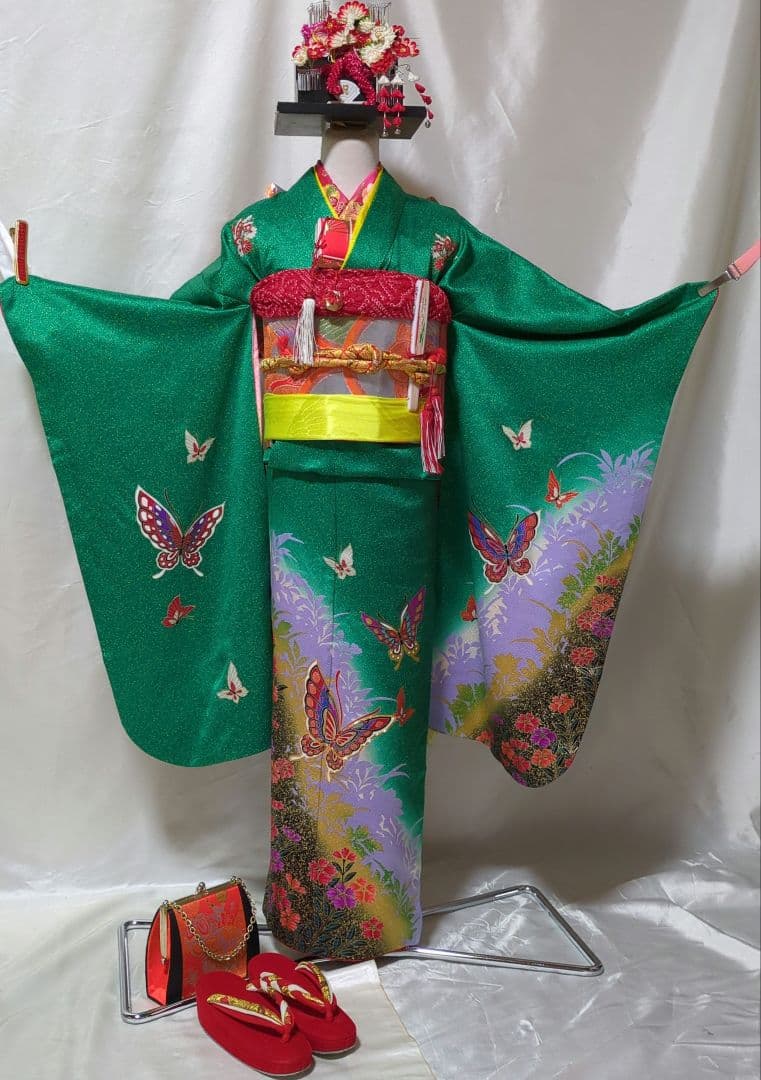 七五三７歳用 緑色着物 金通し　勝山かんざしセット付き