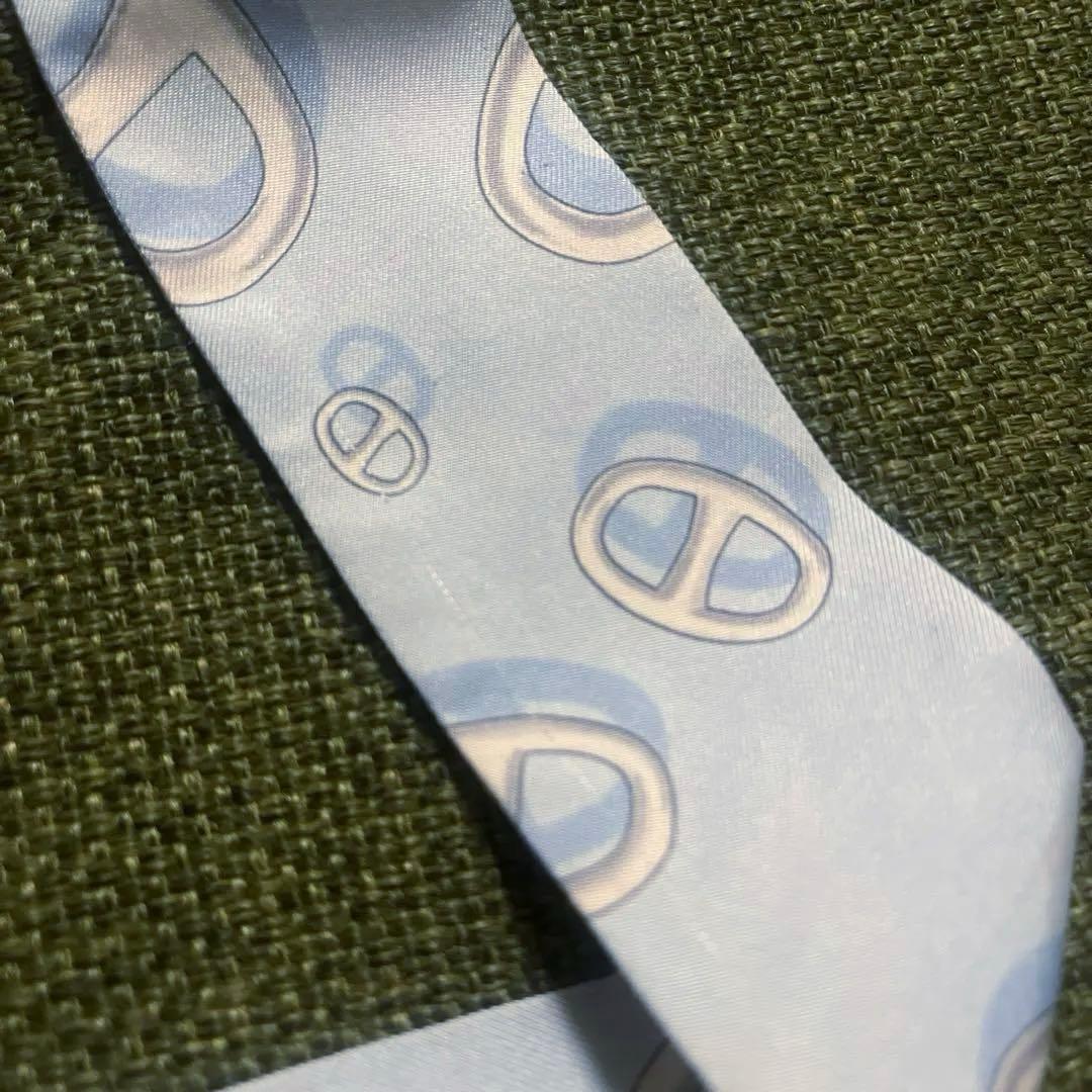 【人気柄】HERMES エルメス ツイリー シェーヌダンクル柄 水色 箱無し