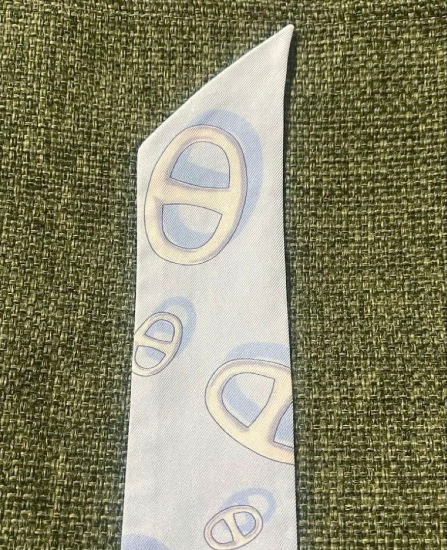 【人気柄】HERMES エルメス ツイリー シェーヌダンクル柄 水色 箱無し