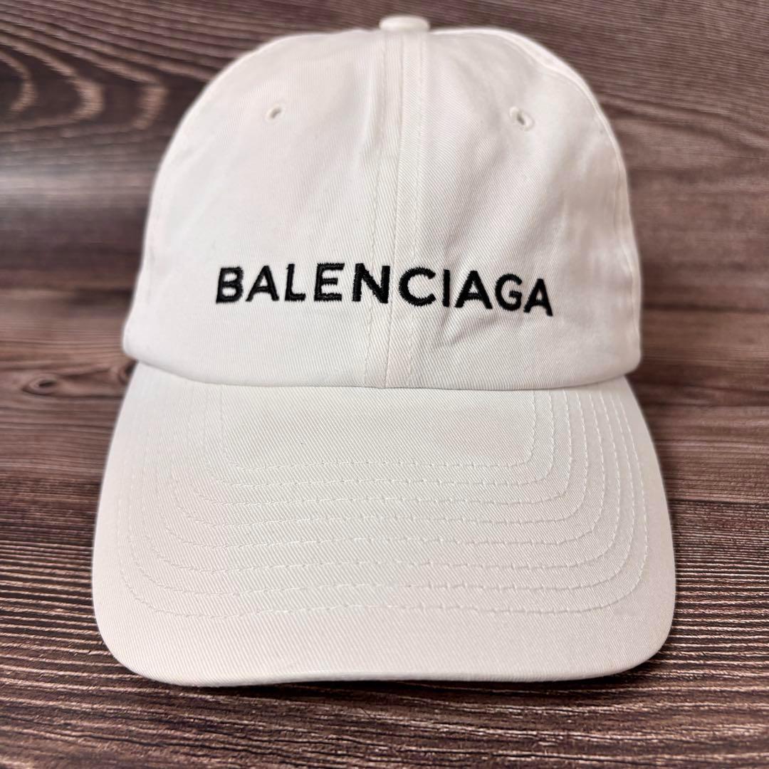 【人気 】バレンシアガ ベースボールキャップ ユニセックス ホワイト ロゴ刺繍