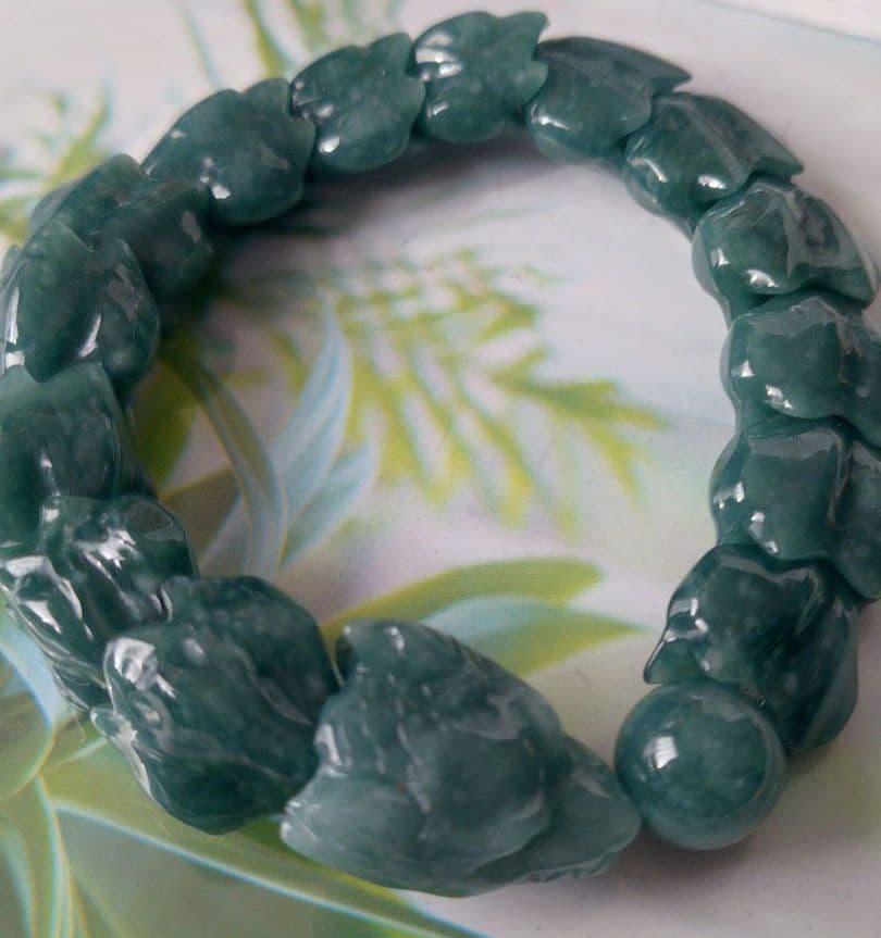 グァテマラ翡翠のドラゴンブレスレット