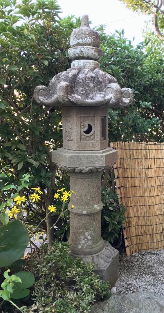 春日石灯篭・時代物・庭石