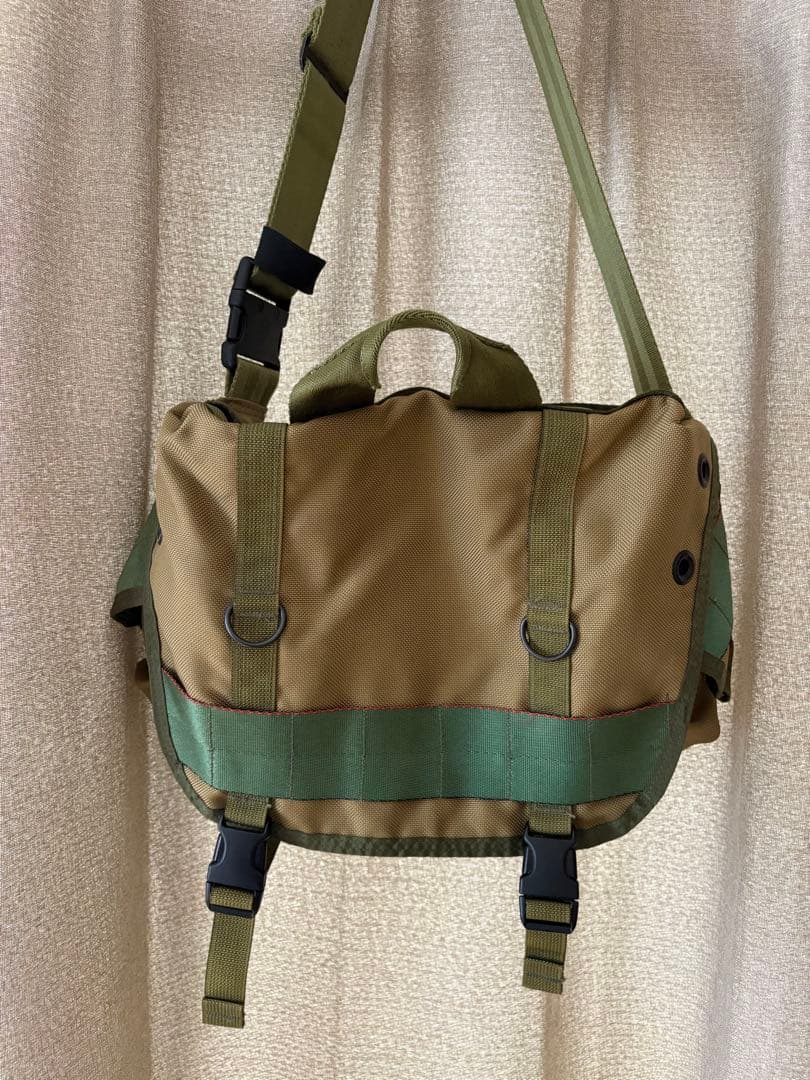 BRIEFING ブリーフィング　ランス2 　メッセンジャーバッグ　グリーン