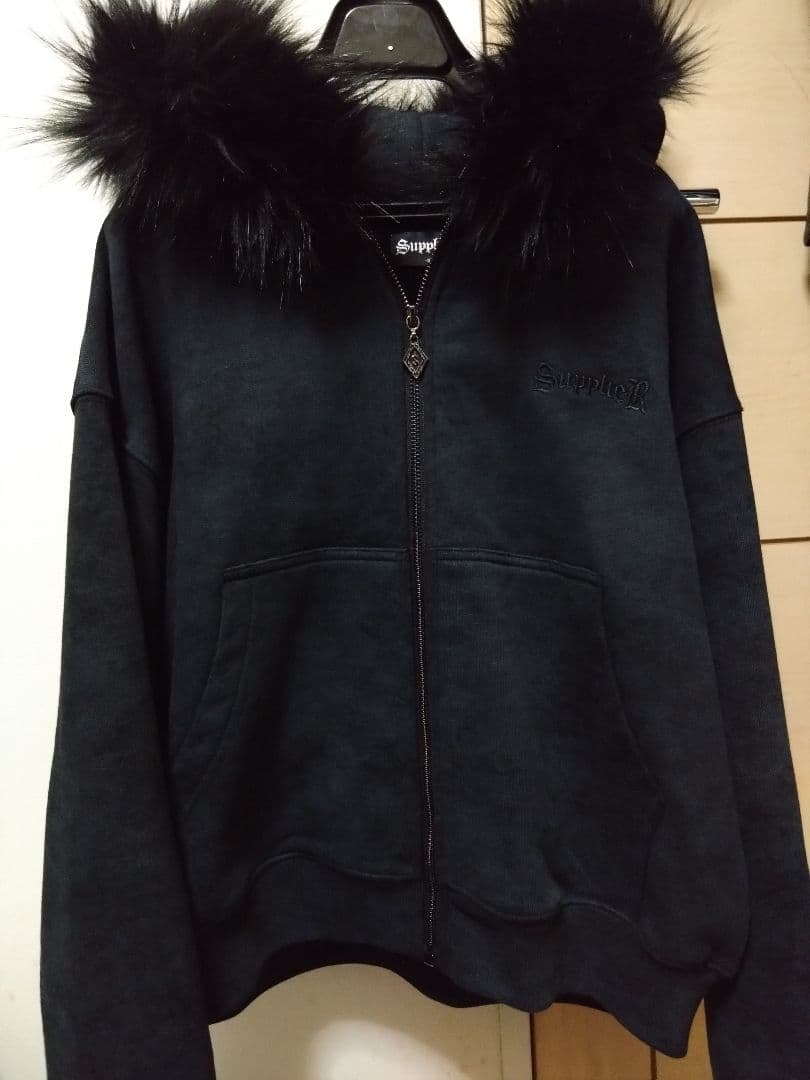 SUPPLIER ジップフーディー ブラック Sサイズ ファー付き パーカー