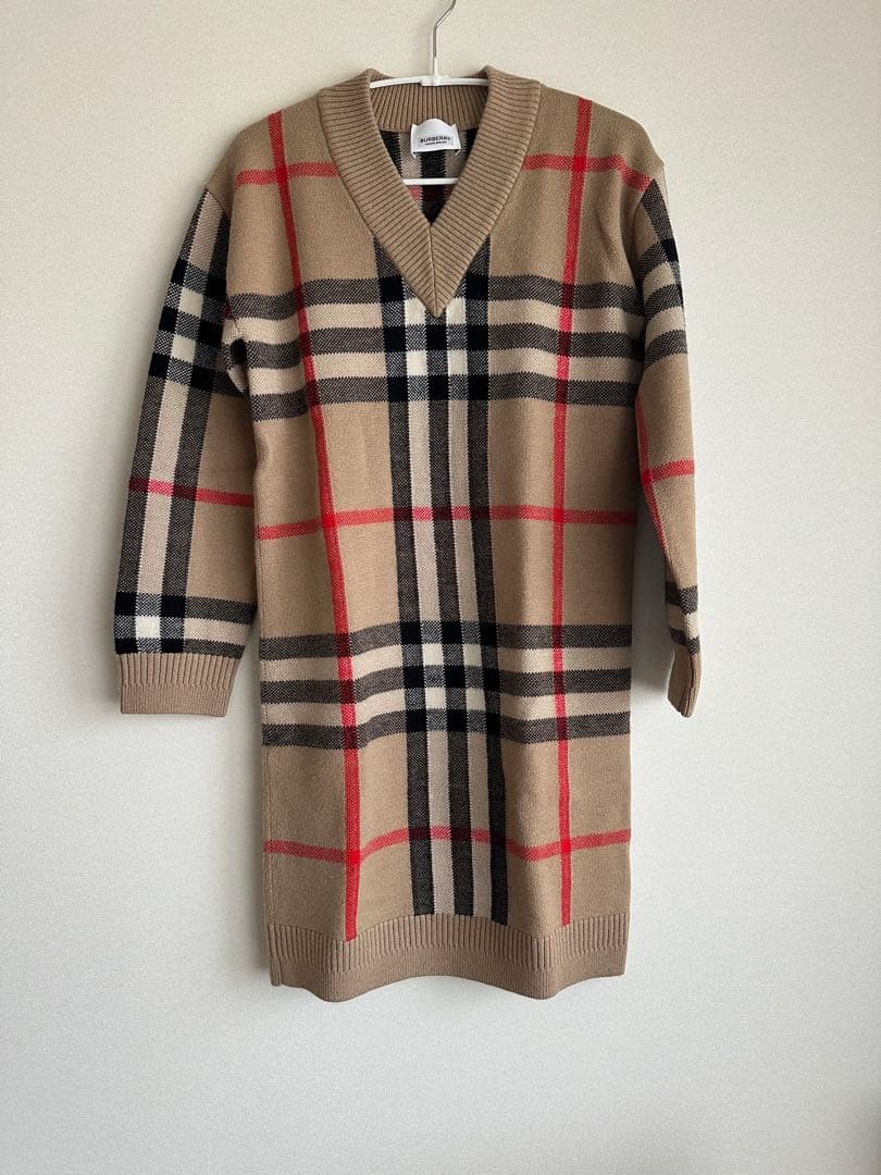 バーバリー　キッズ　ニットワンピース 8Y クリーニング済