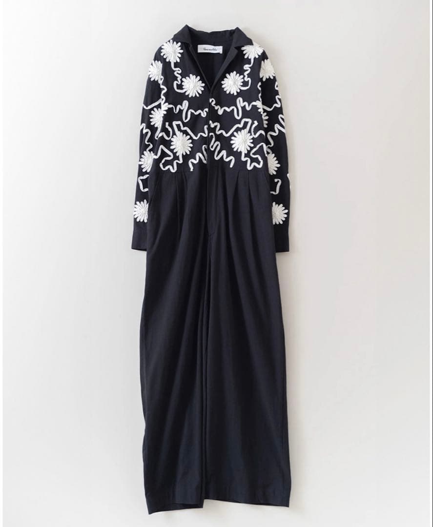 chii　Deepika Tape Embroidery Jumpsuit