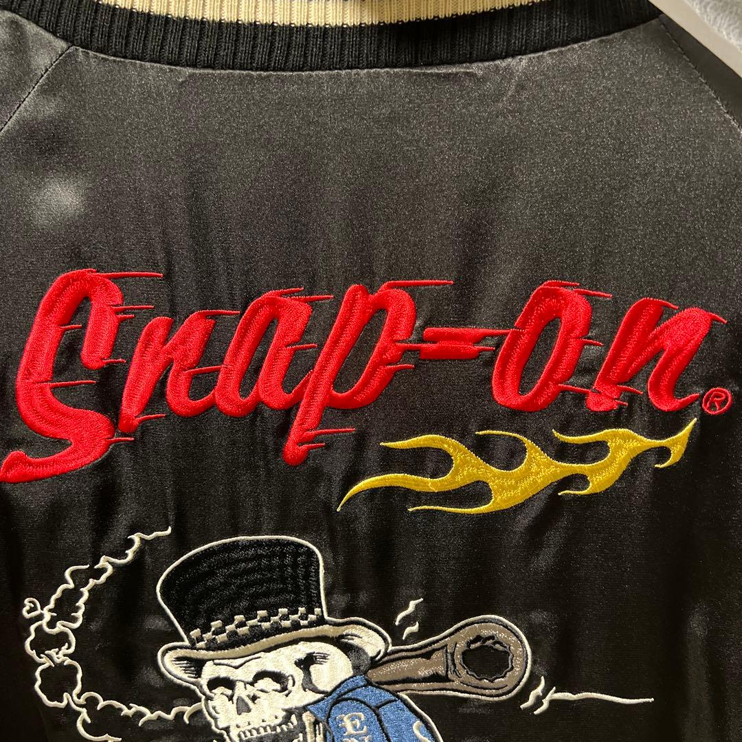 スナップオンスカジャンCIZ640J HOT RODスカルモチーフの豪華総刺繍！