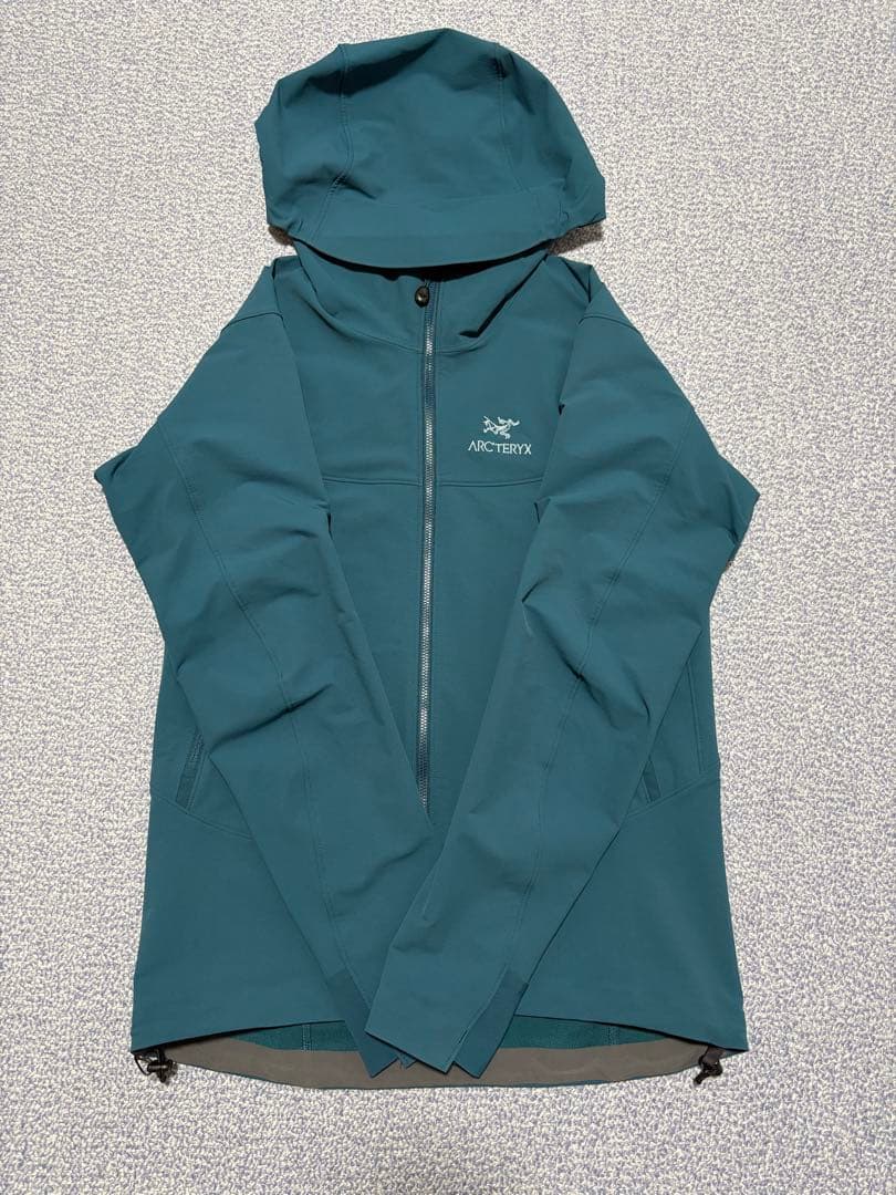 アークテリクス ガンマLT ソフトシェル