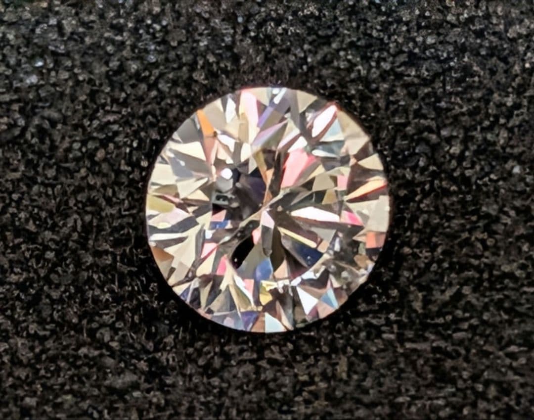 0.31ct 4.3mmラウンド ラボグロウンダイヤモンド D VS2 IGI