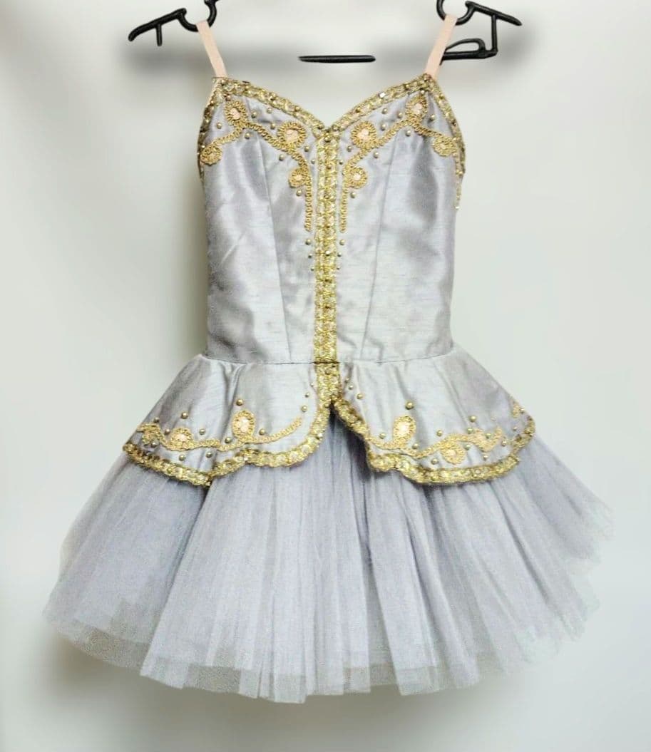 バレエ　チュチュ　小学生120cm台 3着まとめ　袖、ネックレス付 No2