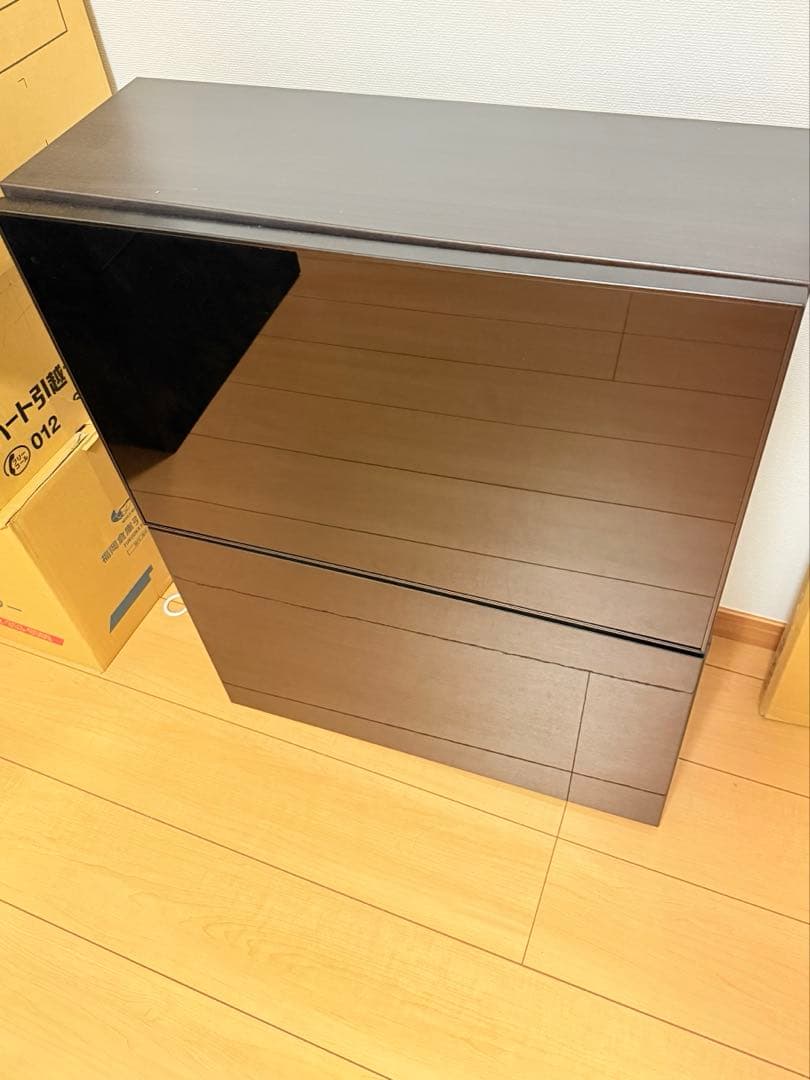 IKEA ベストー　ブラックキャビネット ミラー仕上げ　2個セット