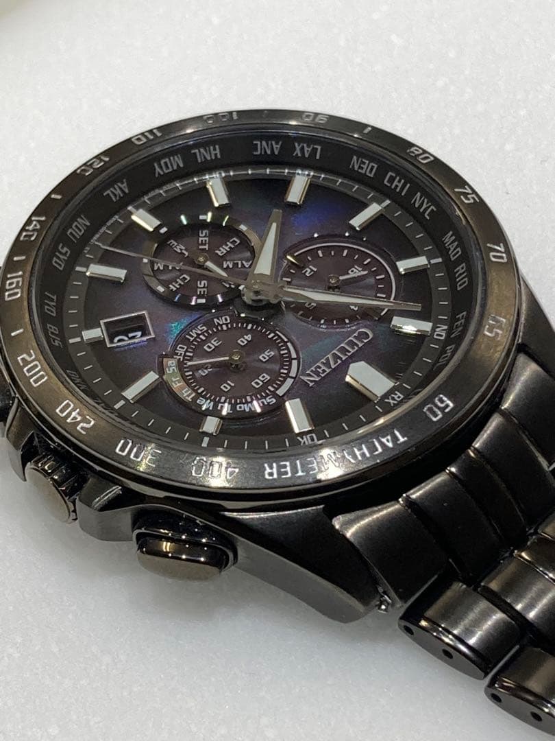 3-2301 CITIZEN ソーラー腕時計　E660-A18SR04