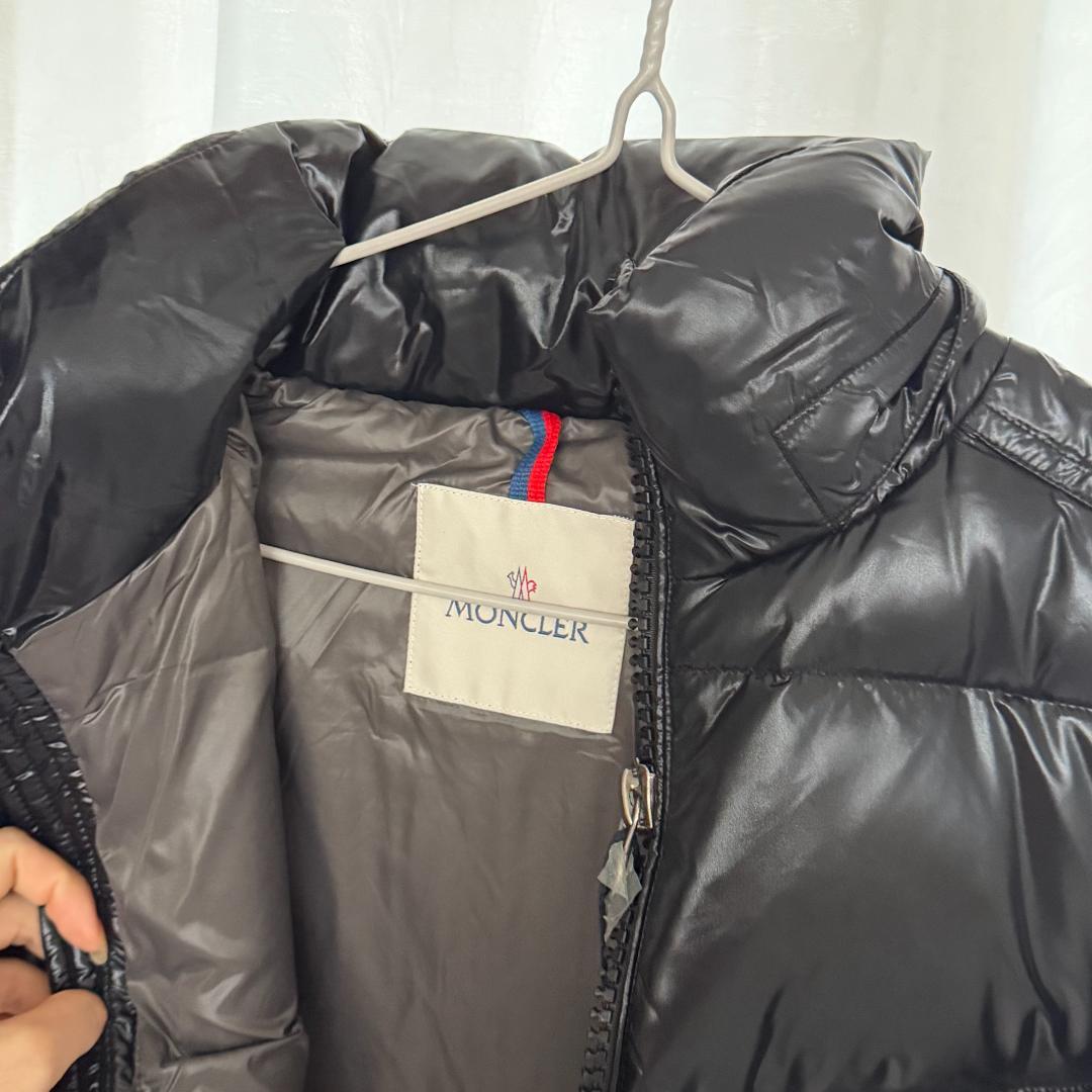 ブラック ダウンジャケット フード付き