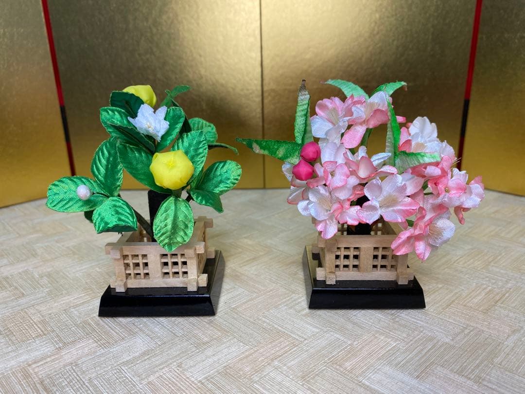 雛人形　親王平飾りセット・サイズ間口約６０×奥行約３０×高さ約３１㎝