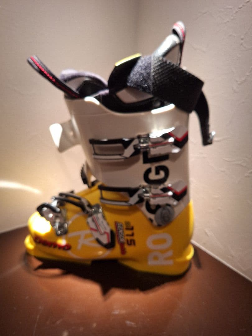 ROSSIGNOL スキーブーツ イエロー/ホワイト