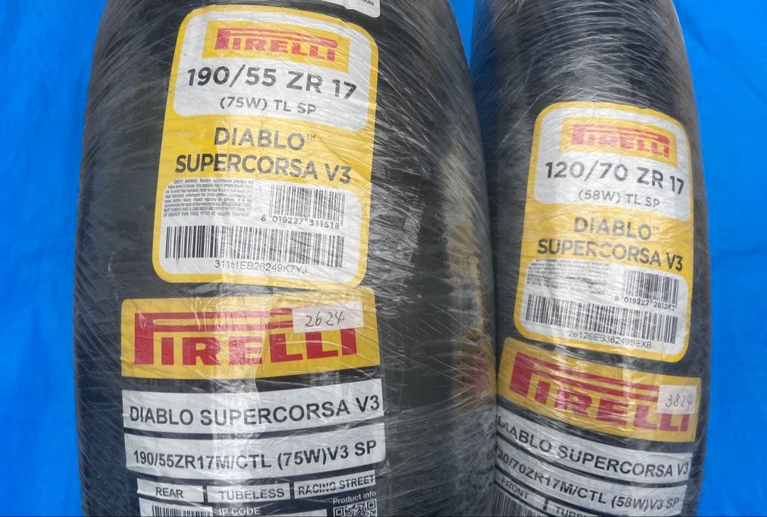 新品未使用 ピレリ ディアブロスーパーコルサ V3 SP 前後セット