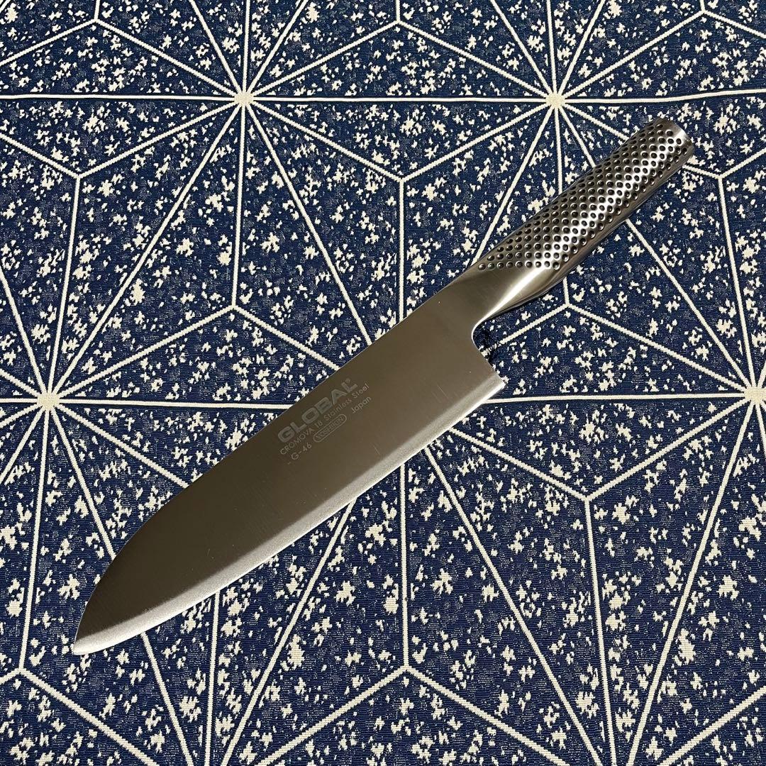 包丁　グローバル　三徳18センチ