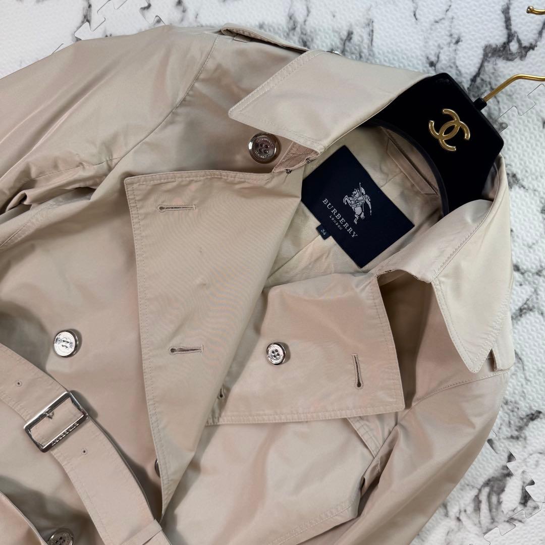 バーバリーロンドン　トレンチコート　ベルト付き　エポーレット　ライトベージュ