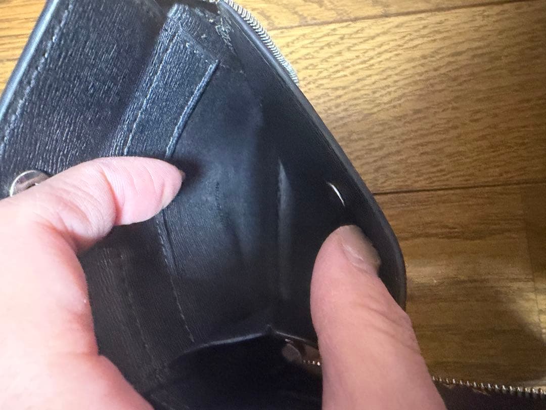 BERLUTI 二つ折り財布 紫 レザー　ベルルッティ