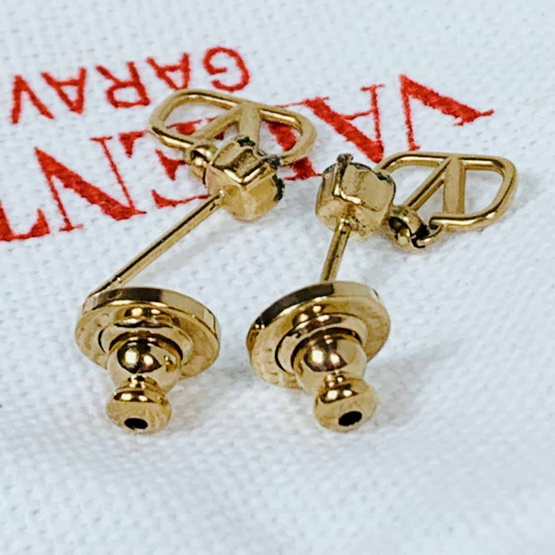 VALENTINO　GARAVANI　Vロゴピアス　ゴールド シグネチャー　箱付