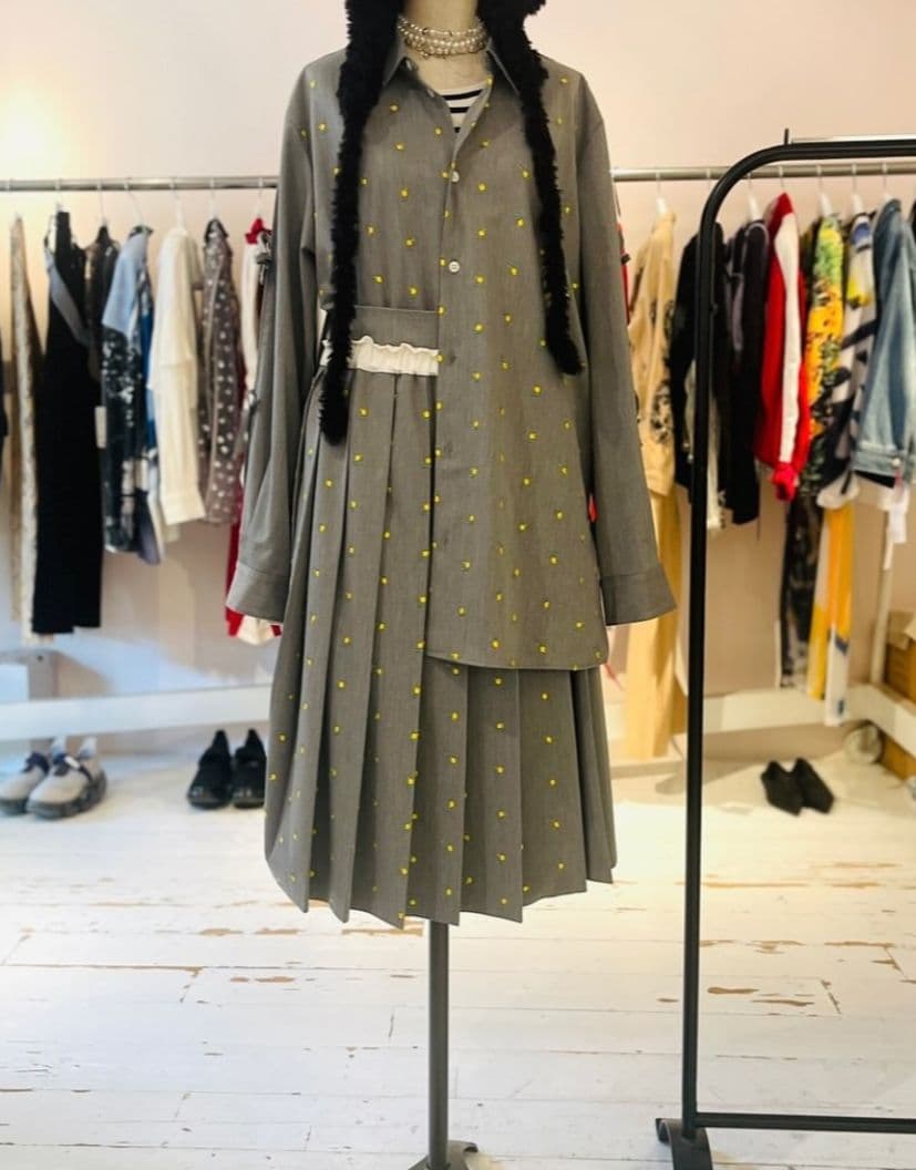 naoki tomizuka /ナオキトミヅカ　プリーツスカート