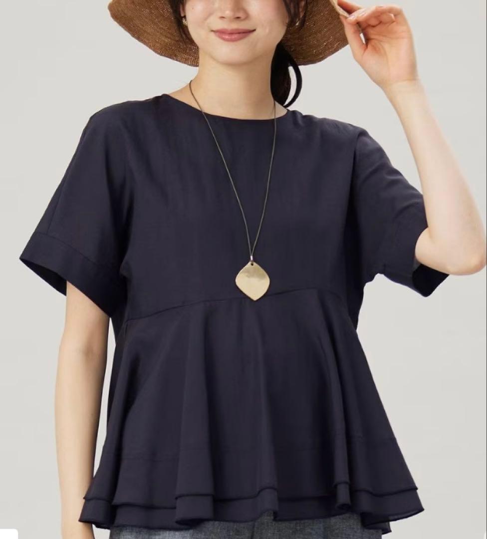 自由区　ソフトリネンペプラム ブラウス　新品