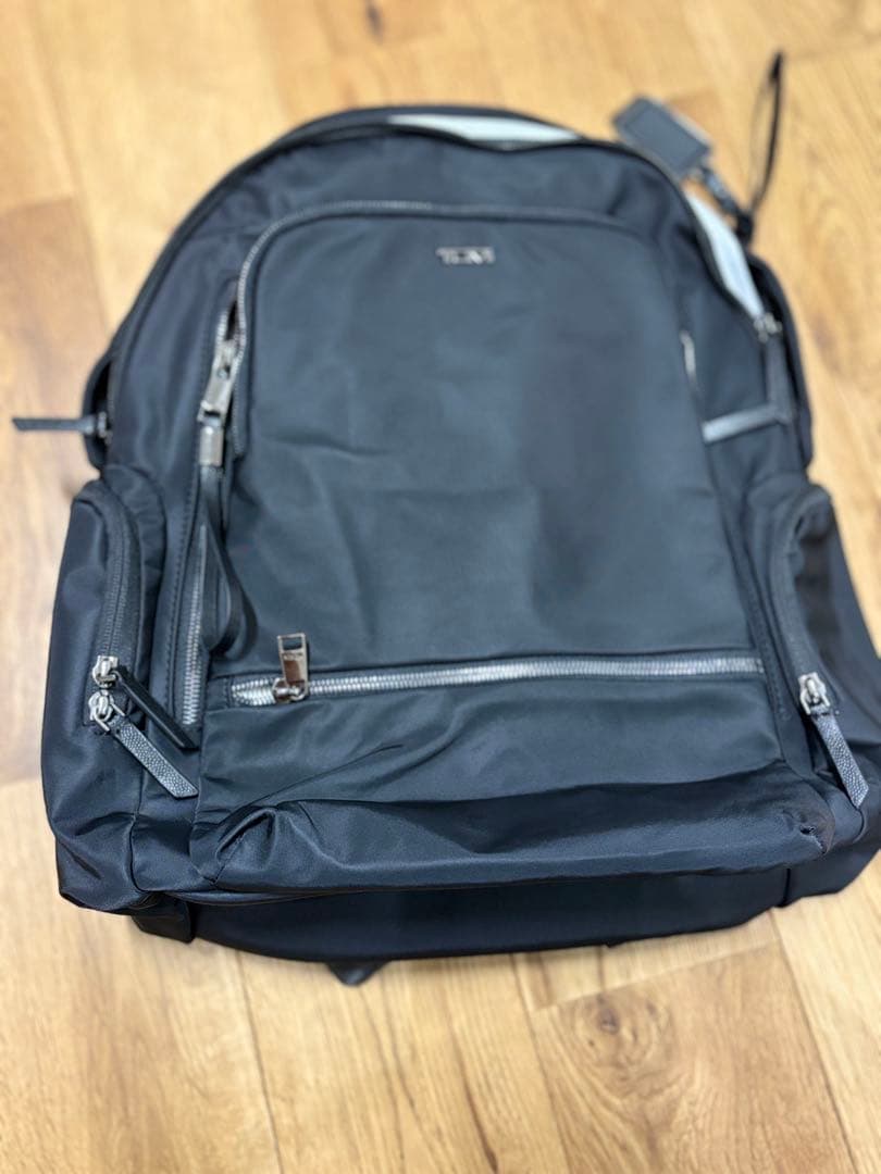 TUMI ブラック セリーナリュック196600DGM