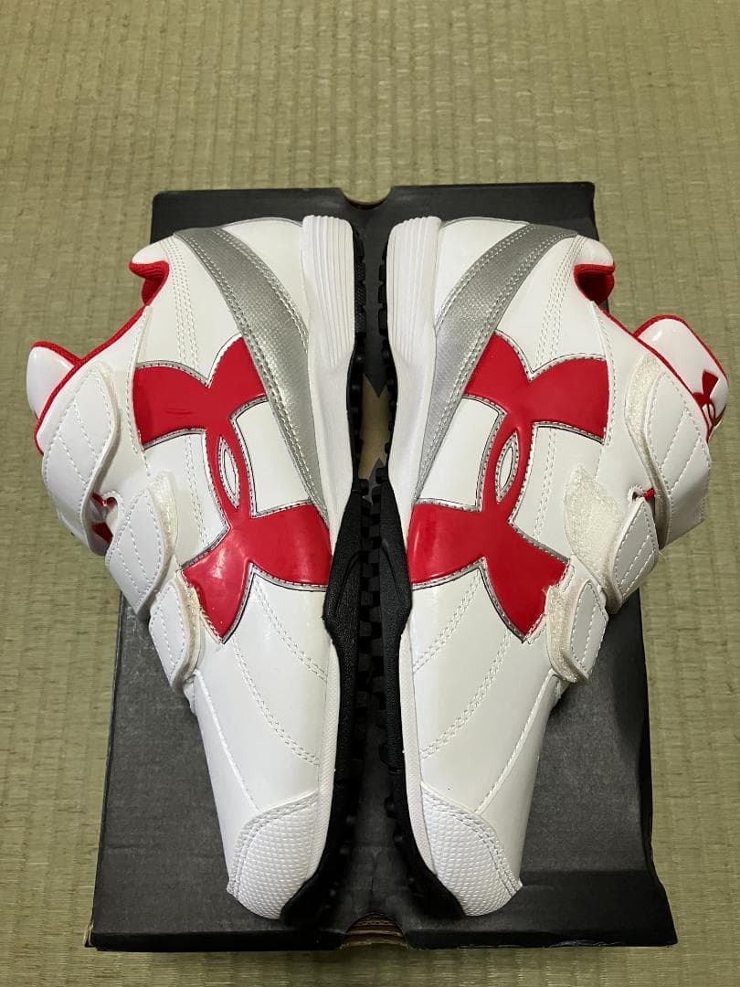 新品26.0アンダーアーマー野球トレーニングシューズダイナプレイIIトレーナー