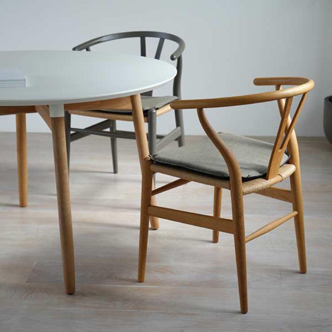 Yチェア専用シートクッション　新品未使用