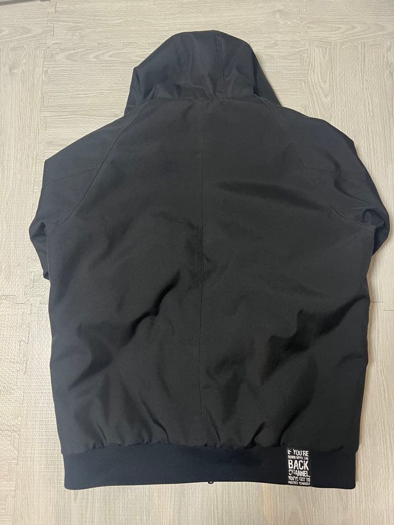 Back Charge ブラック フード付きジャンパー